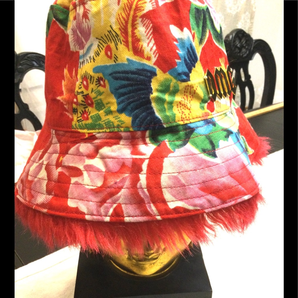 OMG Red Floral Bucket Hat with Faux Fur Unisex